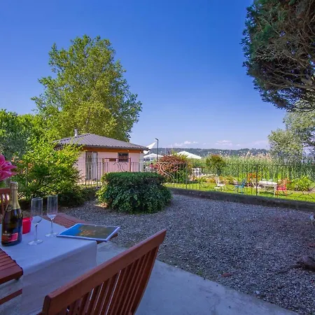 Country Lake Court Dormelletto
